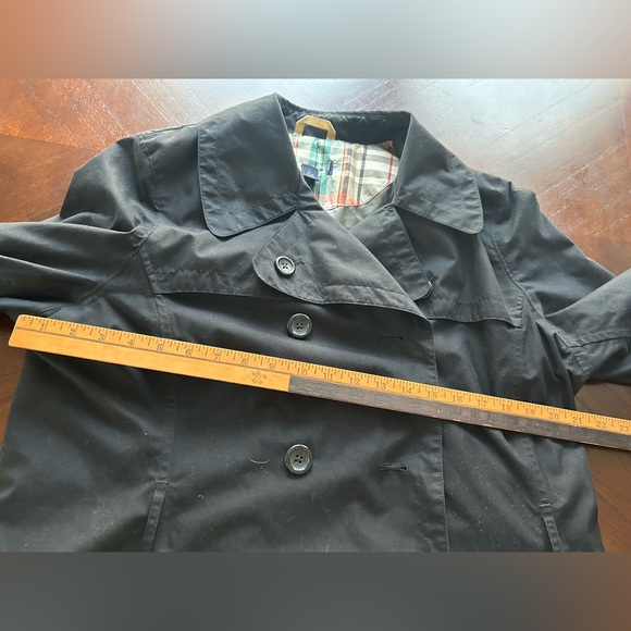 Black Double-Breasted Trench Coat - Picture 4 of 8